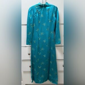 Vintage/Antique Oriental Style Rayon Teal Dress Made in Hong Kong in Size 8
